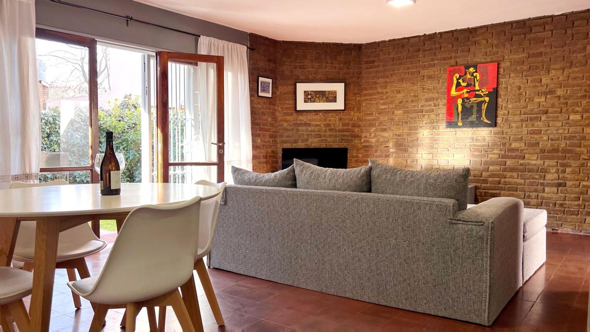 Duplex Mendoza Con Chochera Techada 외부 사진